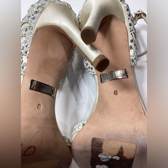 Badgley Mischka beige Roxy Ankle Strap Rhinestone Kelly Wedding sandal Size 6 - Picture 13 of 16